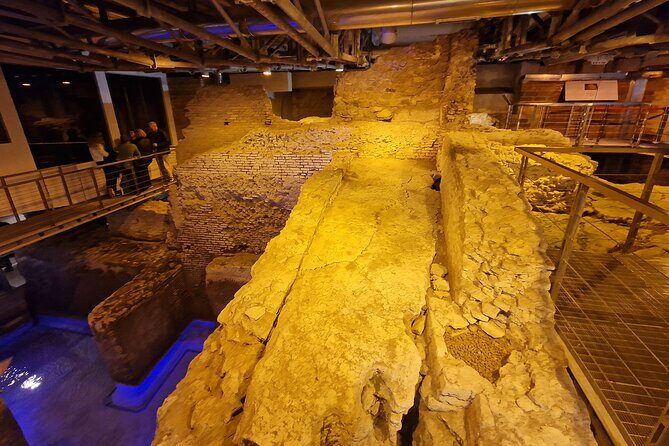 Underground of Trevi Fountain, Spanish Steps PRIVATE TOUR - The Practicalities: What to Expect and Why It Matters