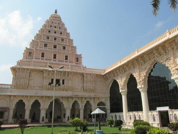 UNESCO Chola Temple Trail Private day trip from Trichy - Exploring the UNESCO Chola Temple Trail: A Detailed Review of the Private Day Trip from Trichy