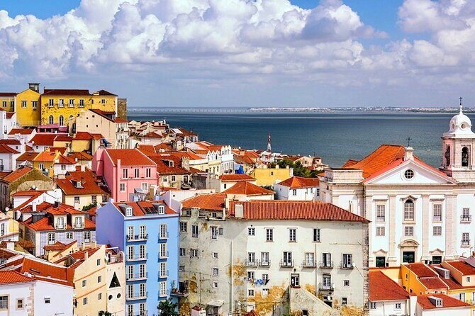 Unforgettable 3 Hours Lisbon City Tour with Tuk Tuk - What to Expect from Your Guide