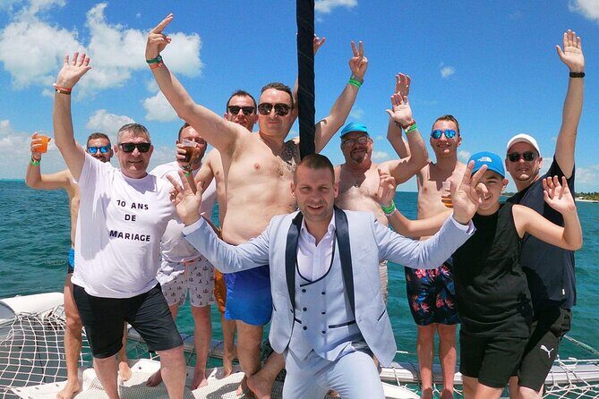 Unforgettable Catamaran Journey: Cancun to Isla Mujeres! - Introduction: A Fun and Flavorful Day on the Water