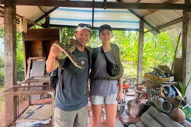 Unforgettable Day Tour: Cu Chi Tunnels & Mekong Delta Highlights - Exploring the Itinerary: What to Expect at Each Stop