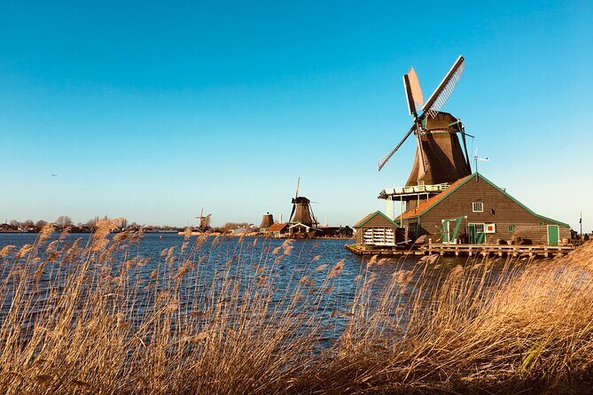 Unique Dutch villages Tour incl Boat & Hotel pick up - Comfort, Convenience, and Value