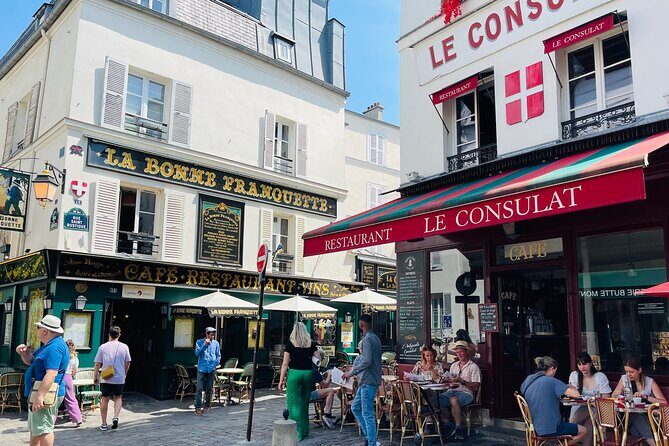 Unique Montmartre photo tour with VOGUE photographer - Practical Details: What to Expect