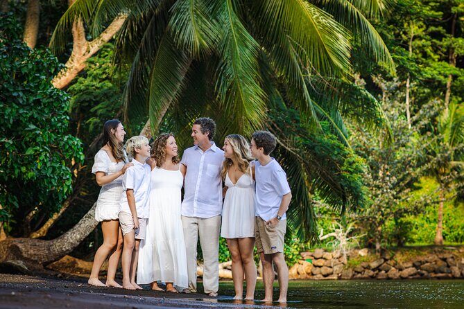 Unique photo shoot in the heart DE Moorea: Beach & mountain combo - Unique Photo Shoot in the Heart of Moorea: Beach & Mountain Combo