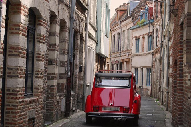 Unique Tour of Lille by Convertible 2CV - 1h00 - A Stylish and Engaging Way to Discover Lille