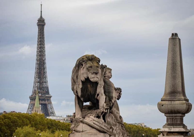 Unknown Paris: Walking Tour with an Expert Guide - Who Will Love This Tour?