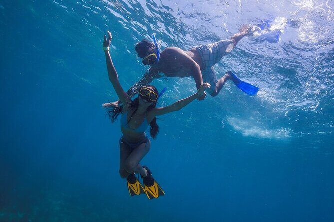 Unlimited Catamaran Isla Mujeres with Transportation from Cancun - FAQ