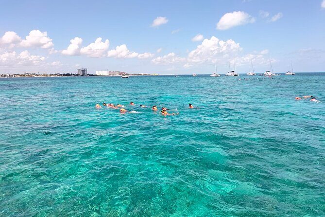 Unlimited Catamaran to Isla Mujeres from Cancun - An In-Depth Look at This Catamaran Adventure