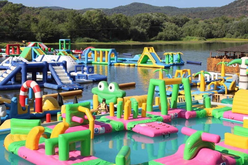 Unlimited day pass to giant water park Roquebrune sur Argens - Key Points
