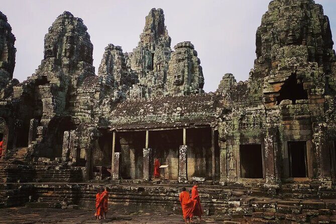 Unveiling Angkor Wat Sunrise, Bayon, Ta Prohm In Small Group Tour - What to Wear and Bring