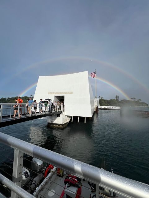 "USS Arizona Memorial" & The "Mighty MO" VIP Limousine Tour! - FAQs
