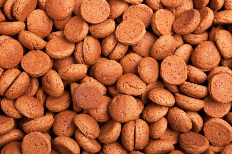 Utrecht - Food Tour: Try out 6 dutch bites - A Deep Dive into the Utrecht Food Tour Experience