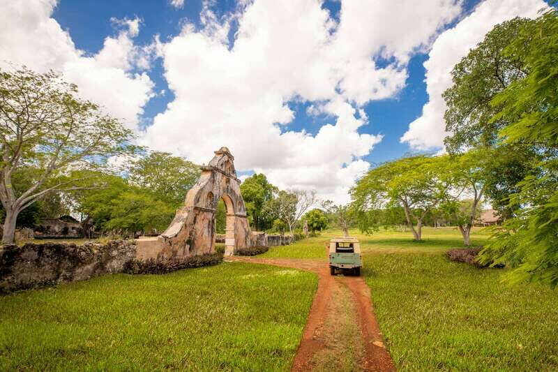 Uxmal: Private Plantations Tour in a Vintage Land Rover - Key Points