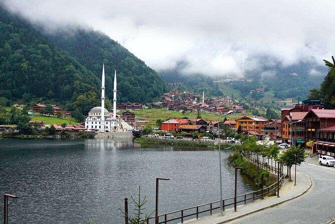 Uzungol Tour: Full-Day Nature Adventure with Tea Factory Visit - Group Size and Guide Expertise