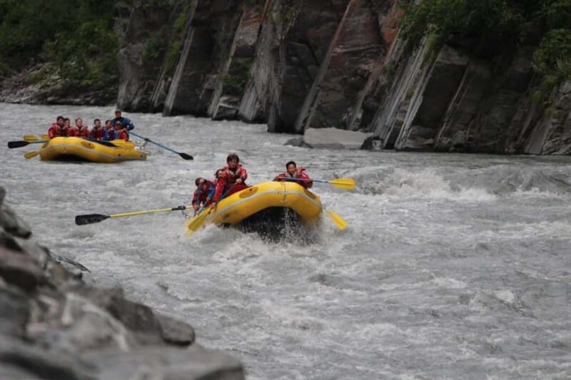 Valdez: Keystone Canyon Whitewater Rafting Trip - An In-Depth Look at the Keystone Canyon Whitewater Rafting Experience