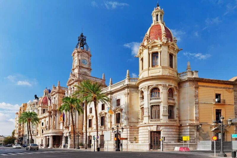 Valencia: 2-hour Best Intro Walking Tour with a Local - Key Points