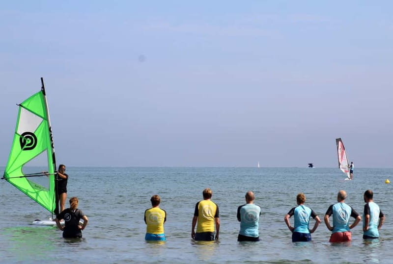 Valencia: 2-Hour Windsurfing Class - Who Is This Tour Best For?