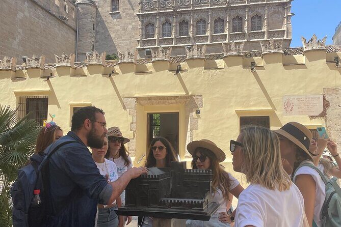 Valencia: Art & Architecture Guided Tour with Monuments Tickets - The Sum Up