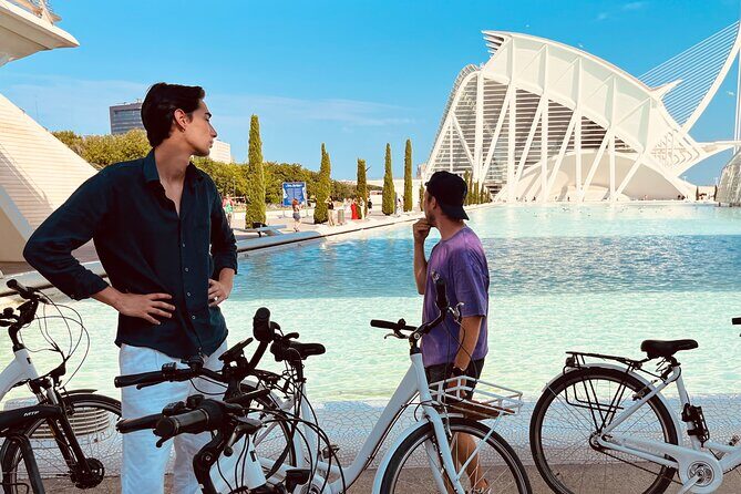 Valencia Bike Tour: Explore the City with a Local Guide - Key Points