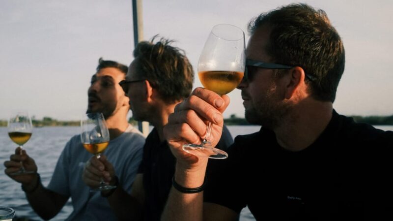 Valencia: Boat Ride with Valencian Wine Tasting & Tapas - FAQ