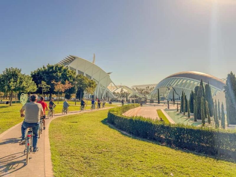 Valencia: City Highlights Bike Tour - Key Points