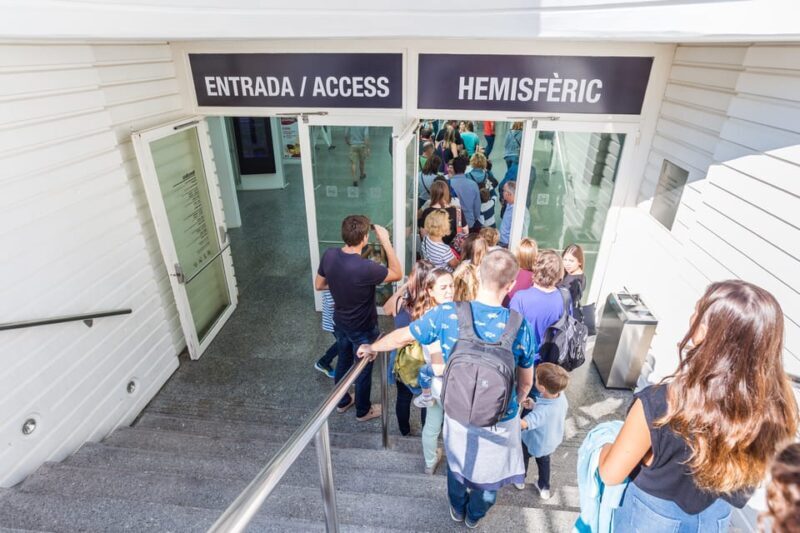 Valencia: City of Arts and Science 3D Movie at Hemisfèric - A Deep Dive into the Experience