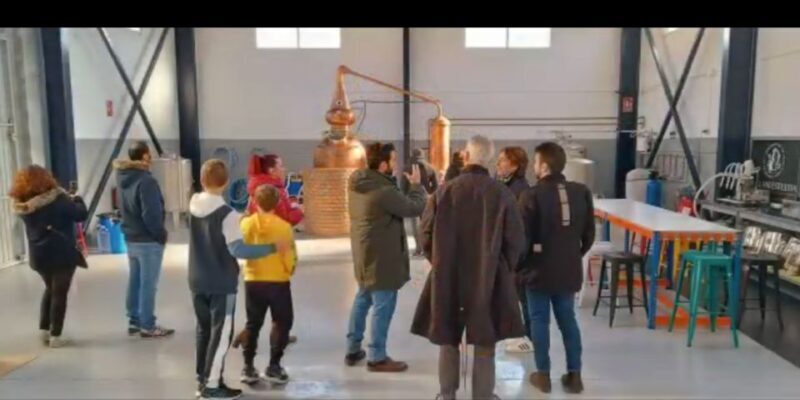 Valencia: Distillery visit and gin tasting in Benifla - Who Should Consider This Tour?