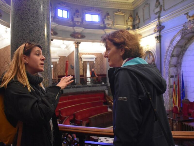 Valencia: Essentials and World Heritages Sites Walking Tour - Key Points