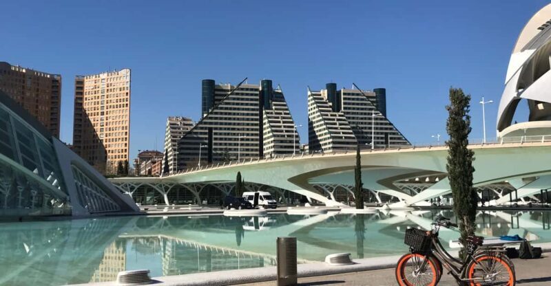 Valencia: Grand City Bike Tour on Bicycle, E-Bike or E-Step - Key Points