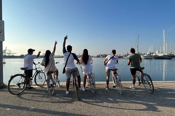 Valencia: Guided Bike Tour of the city's highlights. From 23 - Who Is This Tour Best For?