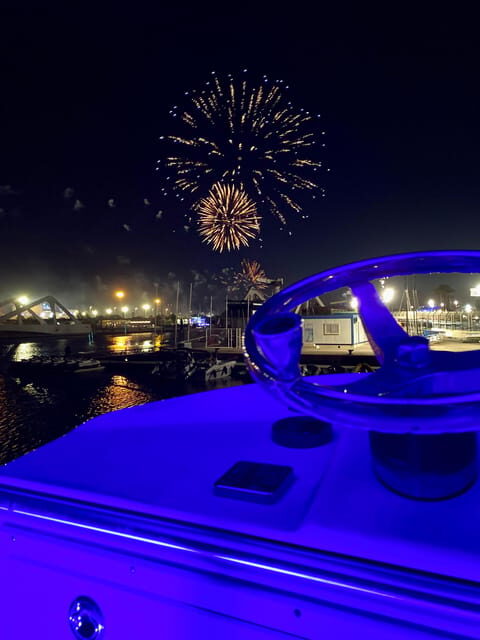 Valencia: Night Cruise with Free Drink - FAQ