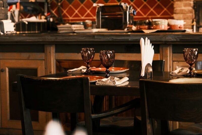 Valencia: NY Holiday Dinner in a Local House - Who Is This Tour Best For?