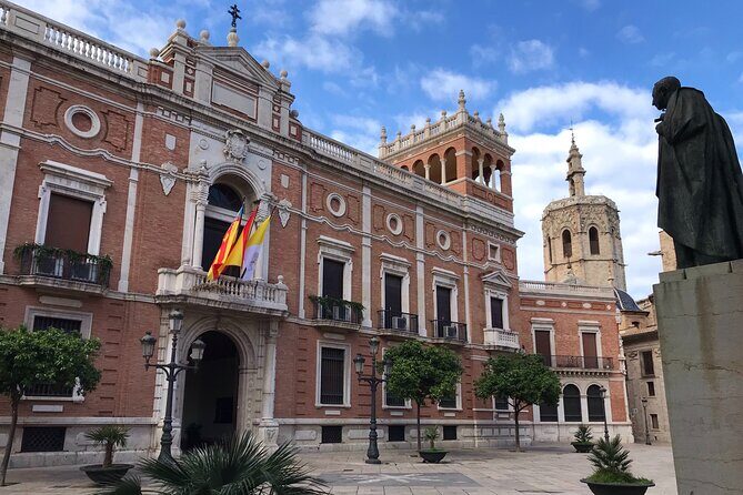 Valencia Old Town Private Tour by Bike or Electric Ride - Practical Aspects and Tips