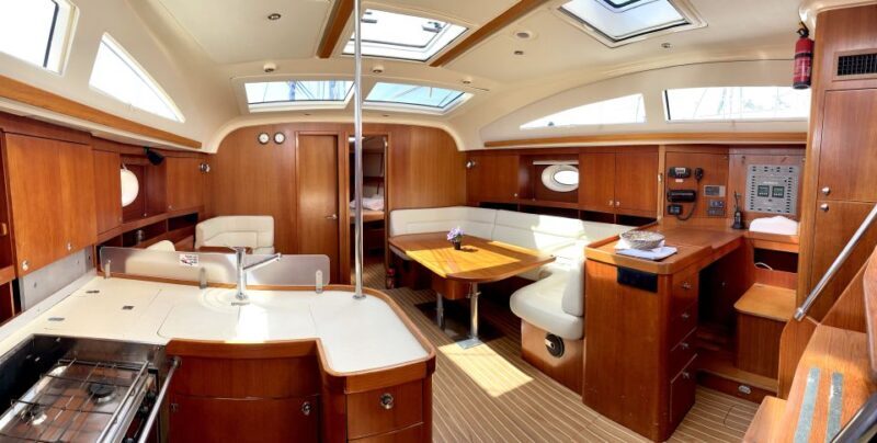 Valencia: Private Boat Trip with Paddle Boarding and Drinks - The Experience from a Guest’s Perspective