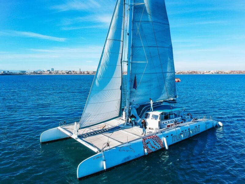 Valencia: Sailing Catamaran Cruise with Sunset Option and DJ - FAQ