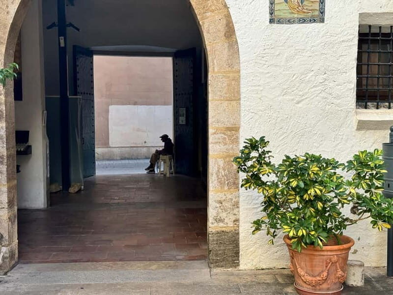 Valencia, Spain: Excellent Private Walking Photography Tour - Practical Details & Tips