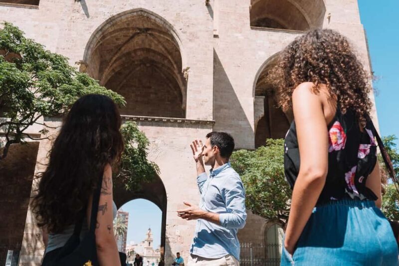 Valencia: Tapas and Drinks Evening Tour - FAQs