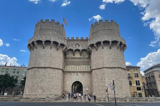 Valencia: Top 25 Highlights Guided Bike Tour - FAQ