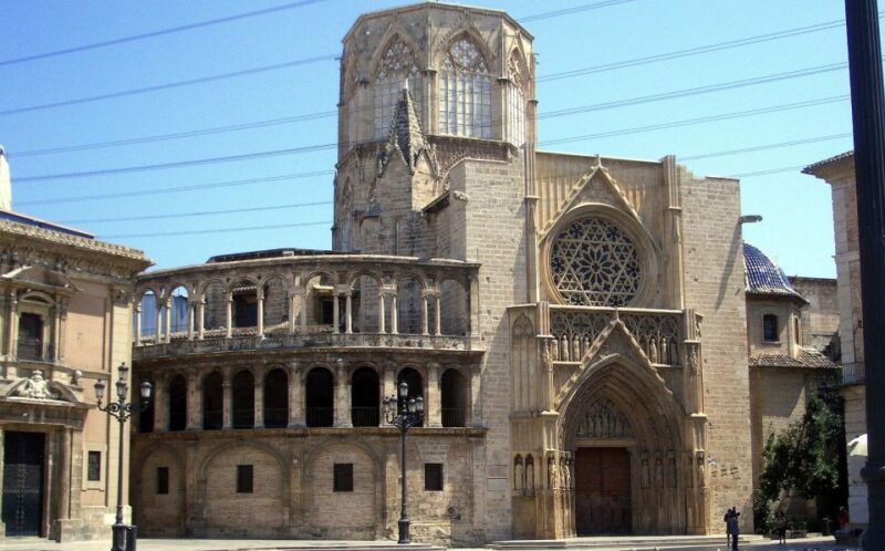Valencia: Walking Tour of the Medieval City Center - Why This Tour Is Worth Considering