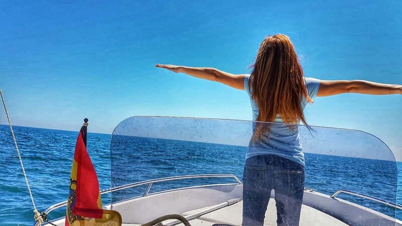 Valencia:Alquiler barco sin licencia PoblaFarnals+Beach Club - Key Points