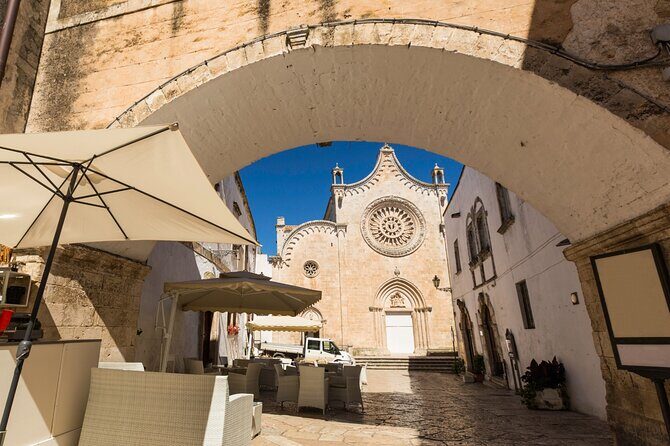 Valle d'Itria Tour: Polignano, Ostuni e Locorotondo, da Bari - Key Points