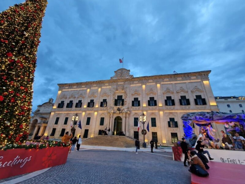 Valletta: Private Walking Tour with Local Guide - Why This Tour Works for Different Travelers