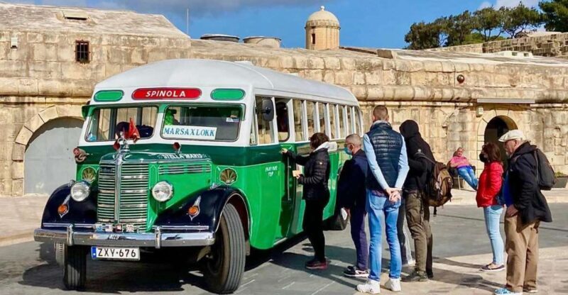 Valletta: Sunday Vintage Bus to Marsaxlokk - FAQ