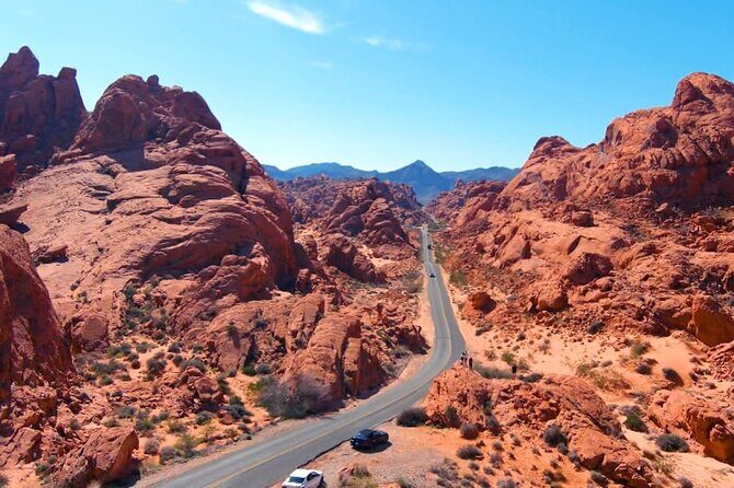 Valley of Fire, Seven Magic Mountains & Vegas Sign Tour - Key Points