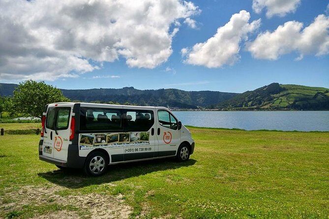 Van  Laketour  Sete Cidades / Lagoa do Fogo  Full Day w/lunch (Shared) - Key Points