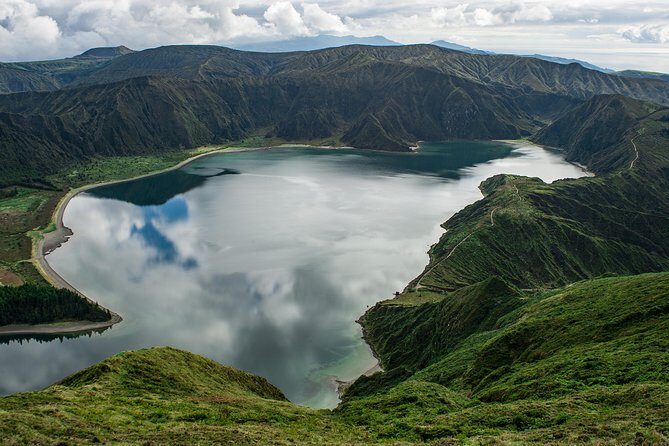 Van Tour Lagoa do Fogo - What Sets This Tour Apart?