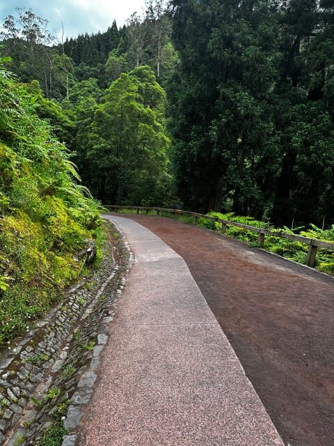 Van Tour - Lagoa do Fogo ( Half day) - FAQ