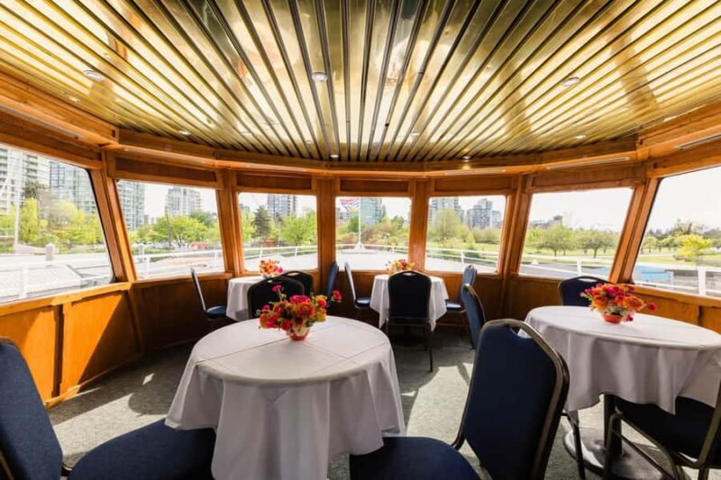 Vancouver: Breakfast with Santa - Introduction: A Festive Waterborne Celebration