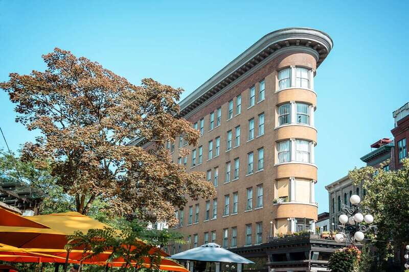 Vancouver City to North shore and Squamish - An In-Depth Look at the Tour Experience