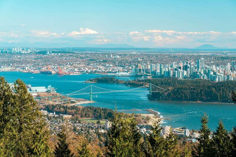 Vancouver City to North shore and Squamish - Practical Tips for Your Day